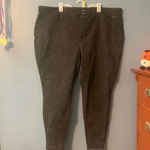 Brand new ankle stretchy plus size jeans